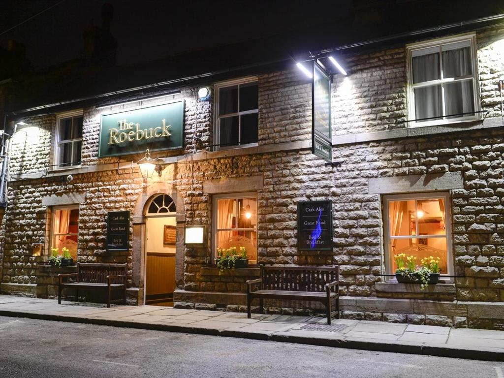 Hotel The Roebuck Chapel en le Frith Exteriér fotografie